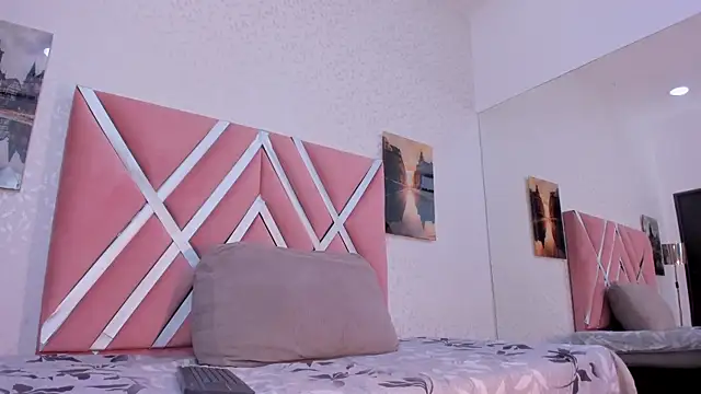 veronica salas online show from February 2026 09:08:01 PM