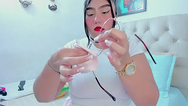 Snapshot of NayaWayne chatting on March 2025 02:34:02 PM NayaWayne online show from March 2025 02:34:02 PM