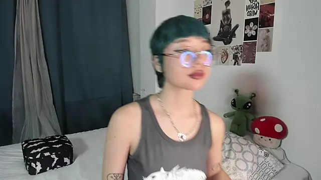 Snapshot of acid_candy_ chatting on October 2025 12:00:01 AM acid candy online show from October 2025 12:00:01 AM