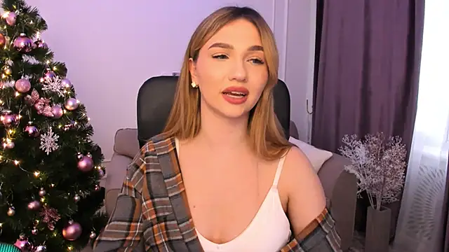 GracefulLook online show from December 2024 09:38:02 AM