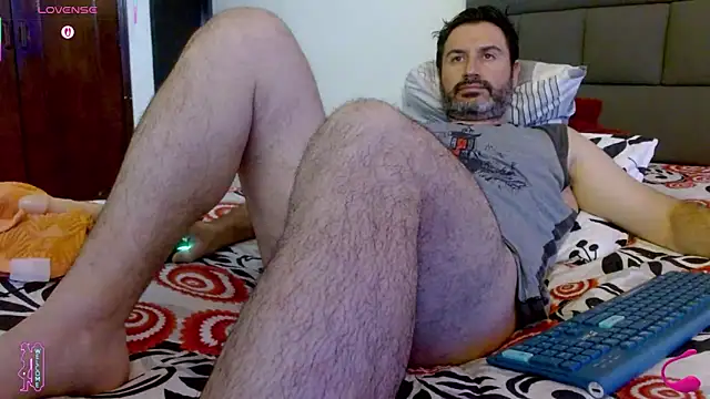 rodrher81 online show from June 2026 07:38:02 PM
