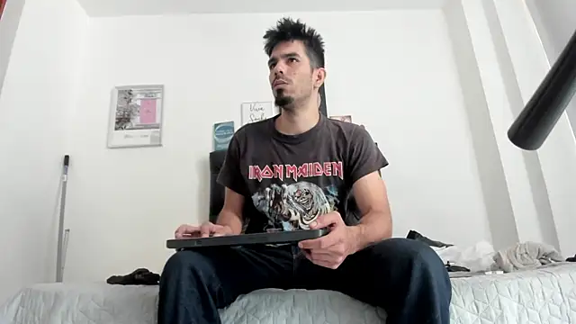 JohanyLatino online show from March 2025 07:42:02 PM