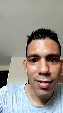 JohanyLatino online show from April 2026 09:56:01 PM