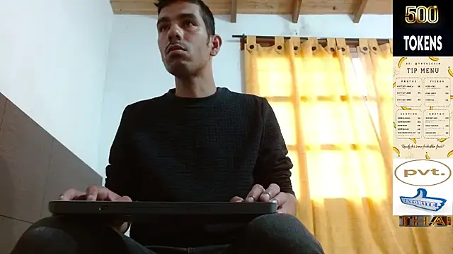 JohanyLatino online show from April 2026 09:06:02 PM