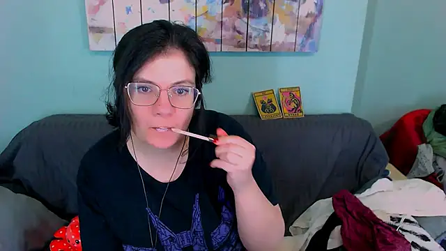 EverlyRays online show from March 2026 06:03:02 AM