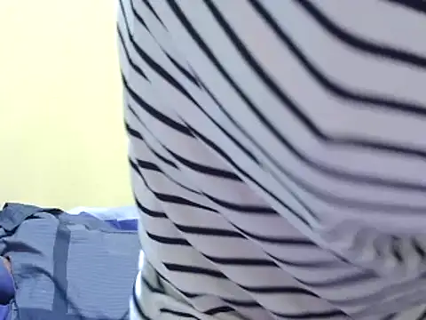 Smillie prety online show from February 2025 03:10:02 AM