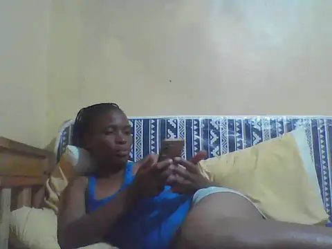 Smillie prety online show from April 2026 04:08:01 PM
