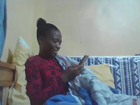 Smillie prety online show from April 2026 03:53:02 AM