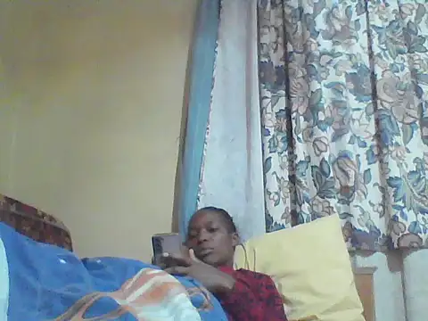 Smillie prety online show from June 2026 03:41:02 AM