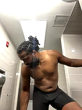 Snapshot of mikejones7661 chatting on October 2025 05:19:02 AM mikejones7661 online show from October 2025 05:19:02 AM