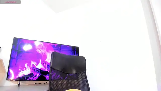 Snapshot of Fenty_XX chatting on March 2026 04:42:01 PM Fenty XX online show from March 2026 04:42:01 PM