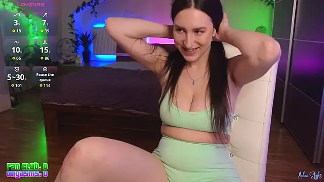 melinastyles online show from March 2026 06:47:01 PM