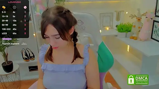  Eliizabeth  online show from December 2024 01:11:02 AM