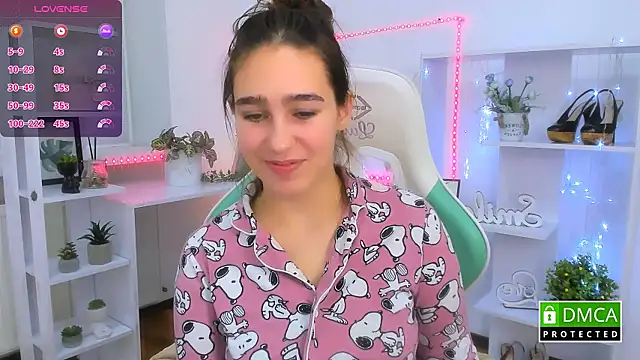  Eliizabeth  online show from January 2026 10:26:01 PM