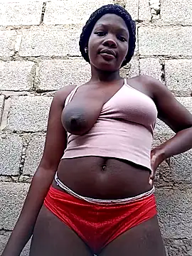Snapshot of sweet_zara01 chatting on May 2026 05:02:02 AM sweet zara01 online show from May 2026 05:02:02 AM