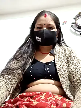 Snapshot of Riyaa-Devi chatting on December 2024 05:04:02 AM Riyaa-Devi online show from December 2024 05:04:02 AM