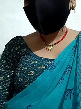 Snapshot of Riyaa-Devi chatting on February 2025 04:40:01 PM Riyaa-Devi online show from February 2025 04:40:01 PM