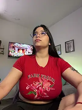 tati reyess online show from March 2026 01:01:01 PM