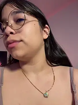 tati reyess online show from June 2026 11:35:02 AM
