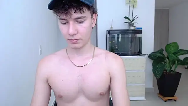 Snapshot of adrian_morelly chatting on December 2024 07:40:02 PM adrian morelly online show from December 2024 07:40:02 PM