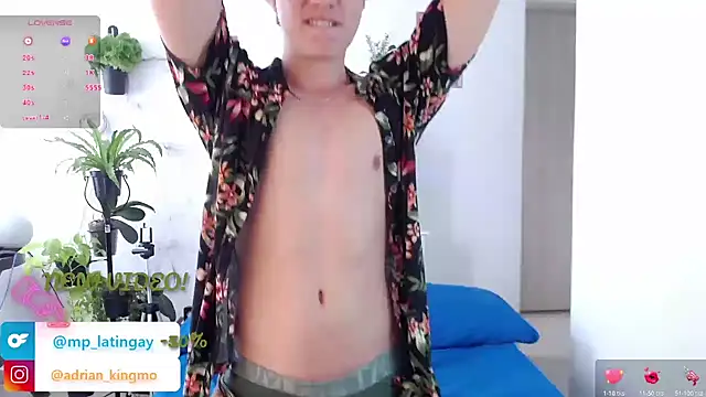 Snapshot of adrian_morelly chatting on October 2025 06:19:02 PM adrian morelly online show from October 2025 06:19:02 PM