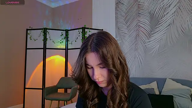 Marie Diaze online show from June 2026 05:10:02 AM