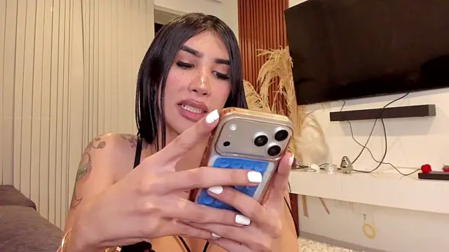 Snapshot of GarciaMilu chatting on June 2026 03:22:02 AM GarciaMilu online show from June 2026 03:22:02 AM