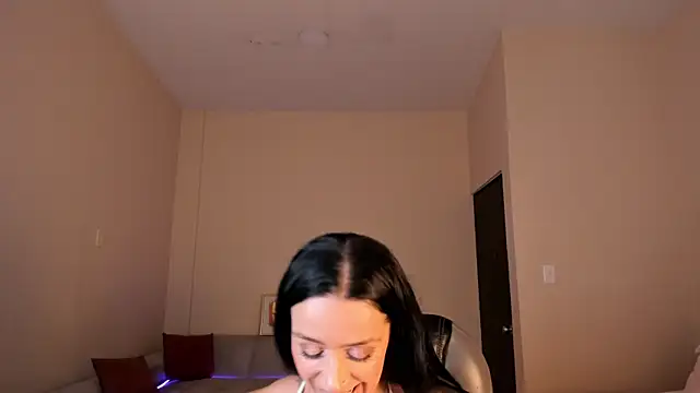 Kristen Garner online show from May 2026 08:16:02 PM