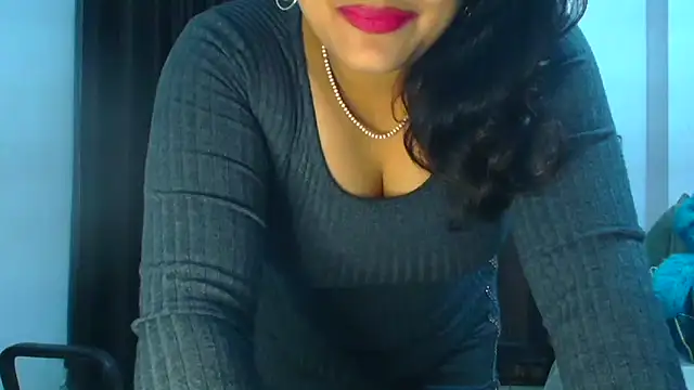 Snapshot of Maria_55 chatting on December 2024 06:19:01 AM Maria 55 online show from December 2024 06:19:01 AM