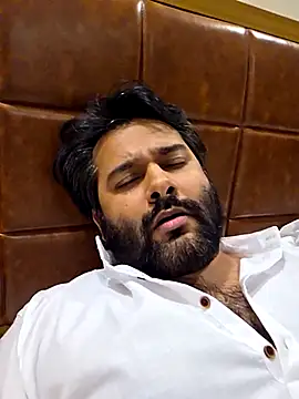 Sakhtlaundaz online show from February 2025 10:26:01 AM