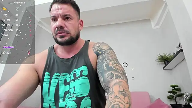 musclemonster31 online show from February 2025 11:04:02 PM