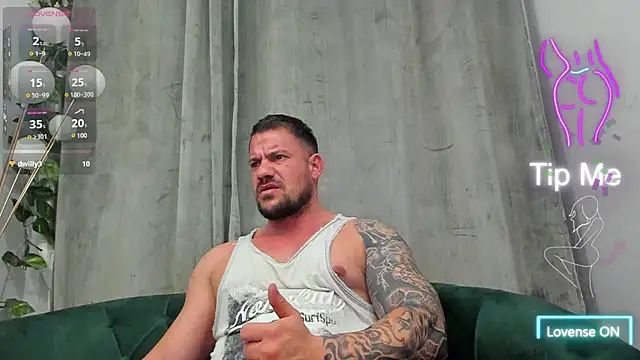 musclemonster31 online show from March 2025 05:00:02 AM
