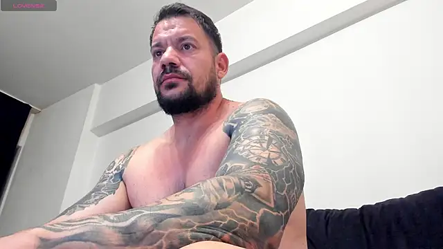 musclemonster31 online show from August 2026 05:48:02 PM