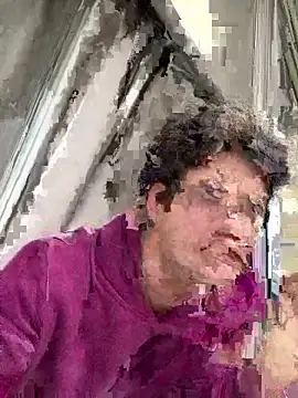 ETHAN MOORE online show from September 2025 01:01:01 PM