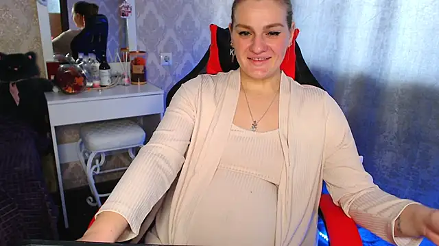 Snapshot of EndlessLustX chatting on February 2025 04:51:02 AM EndlessLustX online show from February 2025 04:51:02 AM