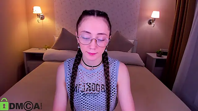 Lexi Split online show from May 2026 01:46:01 AM