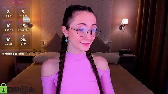 Lexi Split online show from May 2026 02:06:01 AM