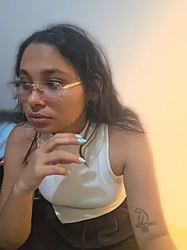 Snapshot of Cuteprincess21 chatting on March 2026 12:48:01 AM Cuteprincess21 online show from March 2026 12:48:01 AM