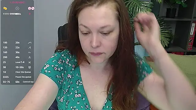 CutieGinger online show from November 2025 09:18:02 AM