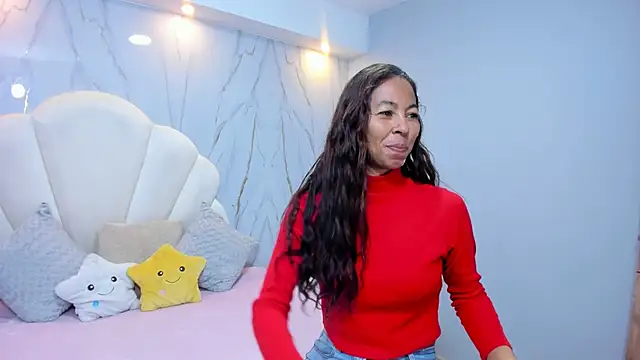 Rosalinda Cortez online show from December 2024 12:52:02 PM