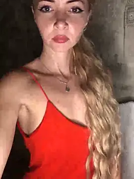 Kristina03 online show from November 2025 08:33:02 PM