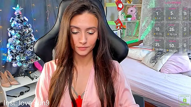 Michel Momsen online show from December 2024 12:31:01 PM