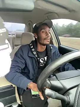 ITSONLYKENNY online show from February 2025 01:44:01 PM