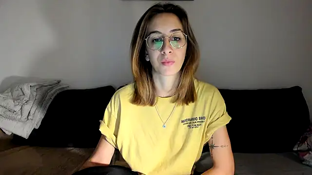 Snapshot of DesireMore90 chatting on January 2025 10:12:01 PM DesireMore90 online show from January 2025 10:12:01 PM