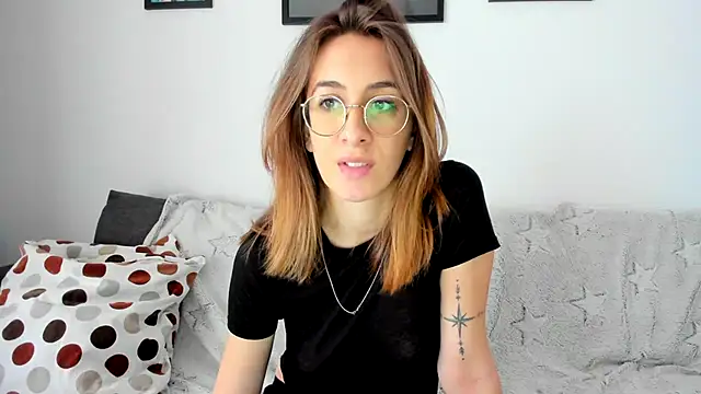 Snapshot of DesireMore90 chatting on February 2025 11:52:01 AM DesireMore90 online show from February 2025 11:52:01 AM