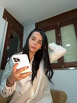 Snapshot of LittleePrincess chatting on December 2024 07:49:02 PM LittleePrincess online show from December 2024 07:49:02 PM