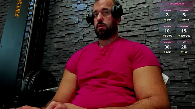 Snapshot of David_Big_Daddy chatting on September 2025 04:19:02 PM David Big Daddy online show from September 2025 04:19:02 PM