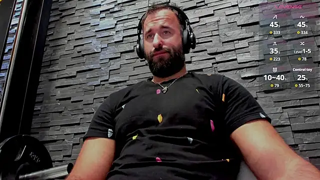 Snapshot of David_Big_Daddy chatting on October 2025 09:02:01 PM David Big Daddy online show from October 2025 09:02:01 PM