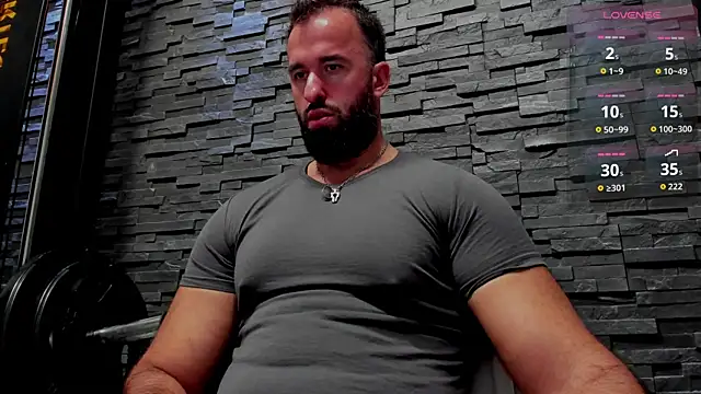 Snapshot of David_Big_Daddy chatting on October 2025 06:17:01 PM David Big Daddy online show from October 2025 06:17:01 PM