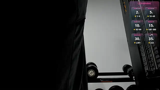 Snapshot of David_Big_Daddy chatting on November 2025 08:19:01 PM David Big Daddy online show from November 2025 08:19:01 PM